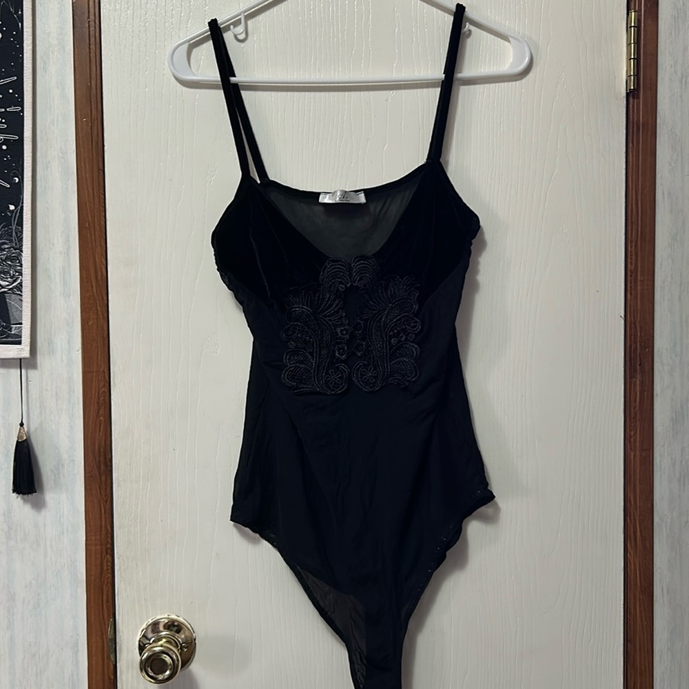 Beautiful Black Body Suit ✨🖤